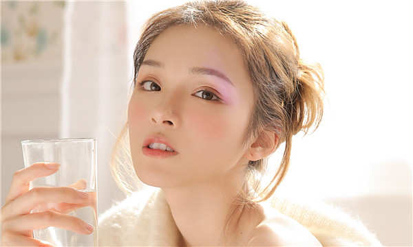 三亚如何选择代育生子公司，让不孕不育患者家庭孕育自己的孩子？